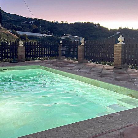 Amazing Home In Frigiliana With Kitchen ภายนอก รูปภาพ