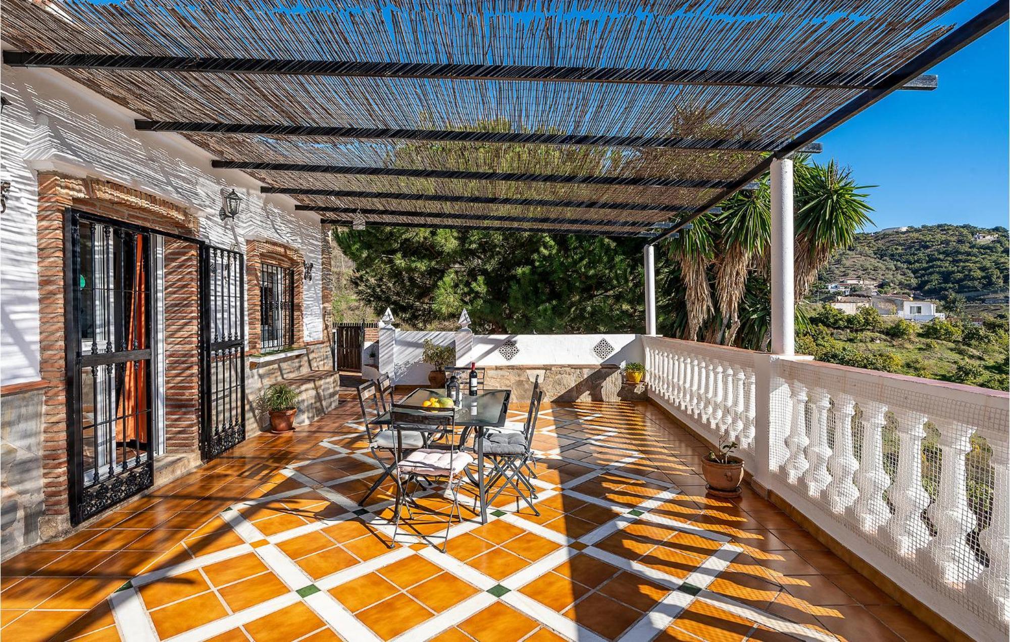 Amazing Home In Frigiliana With Kitchen ภายนอก รูปภาพ